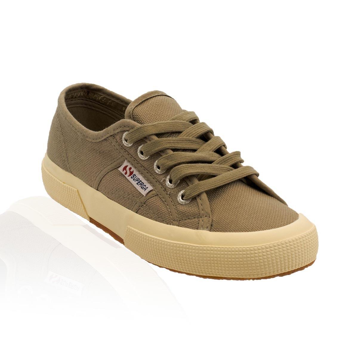 2750 Cotu Classic - The Next Pair