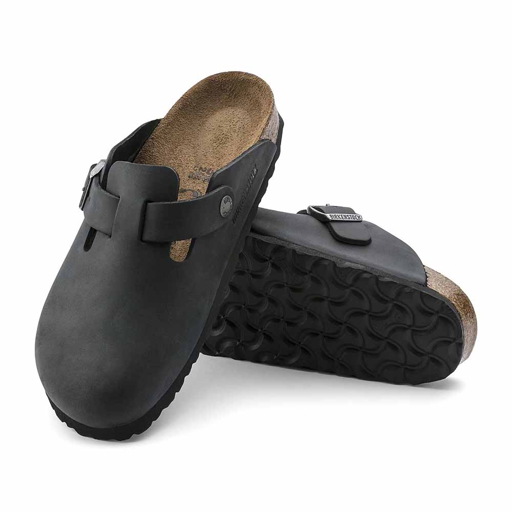 Birkenstock Boston Oiled Leather Clogs - Regular - Black