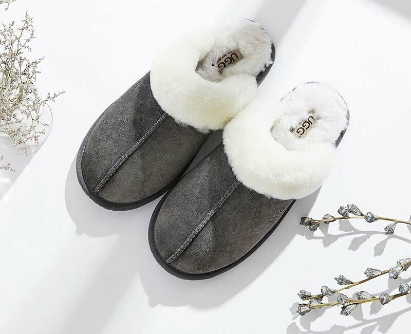 Australian Shepherd Ugg Rosa Suede Slippers - The Next Pair