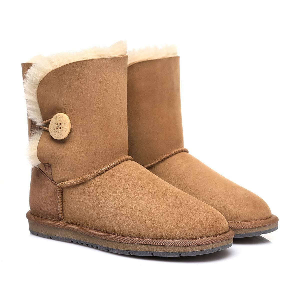 Australian Shepherd Ugg Short Button Premium Double Face - The Next Pair