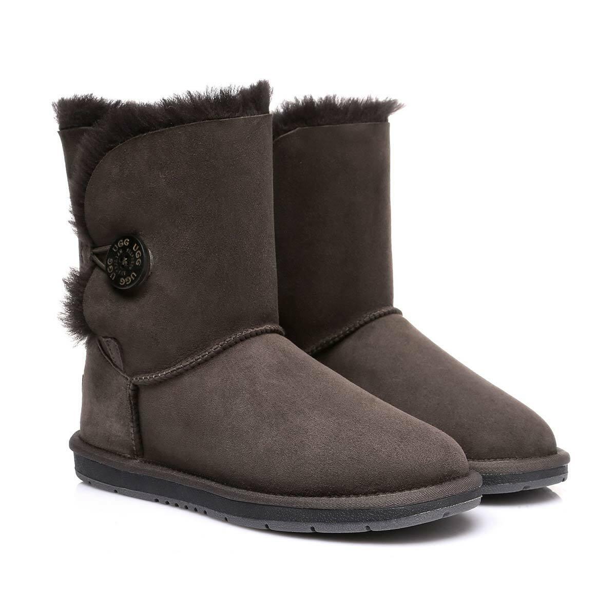 Australian Shepherd Ugg Short Button Premium Double Face - The Next Pair